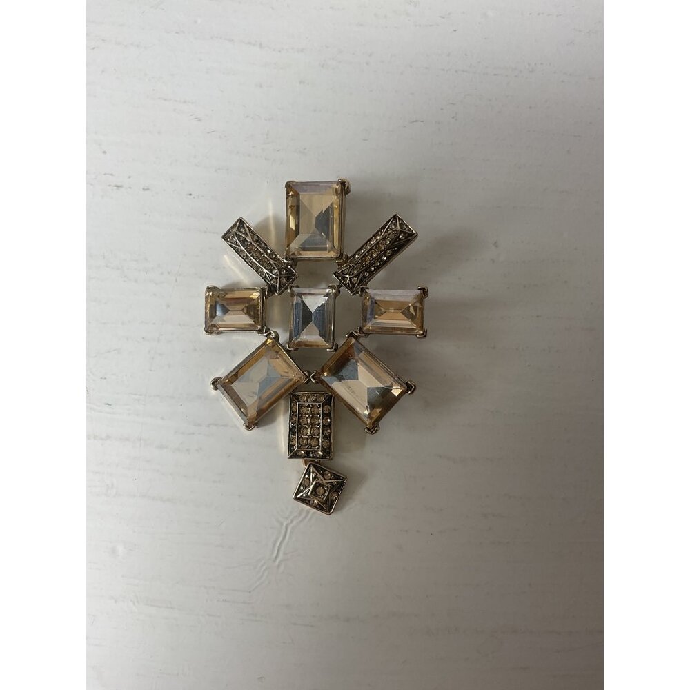 Vintage Rectangular Crystal Pendant With Gold-Tone Metal Accents